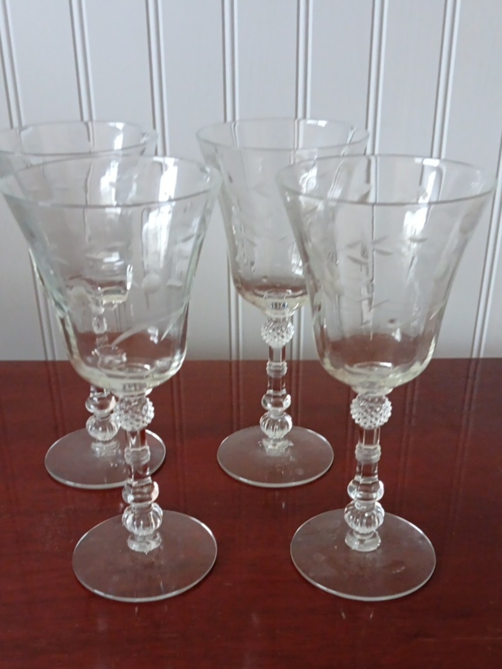 Stunning Vintage etched Crystal Wine Glasses with Decorative Stems - Set of 4